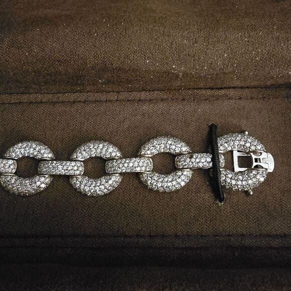 STUNNING STERLING COSTUME PIECE ENCRUSTED W/ PAVE CZS - Picture 4 of 7